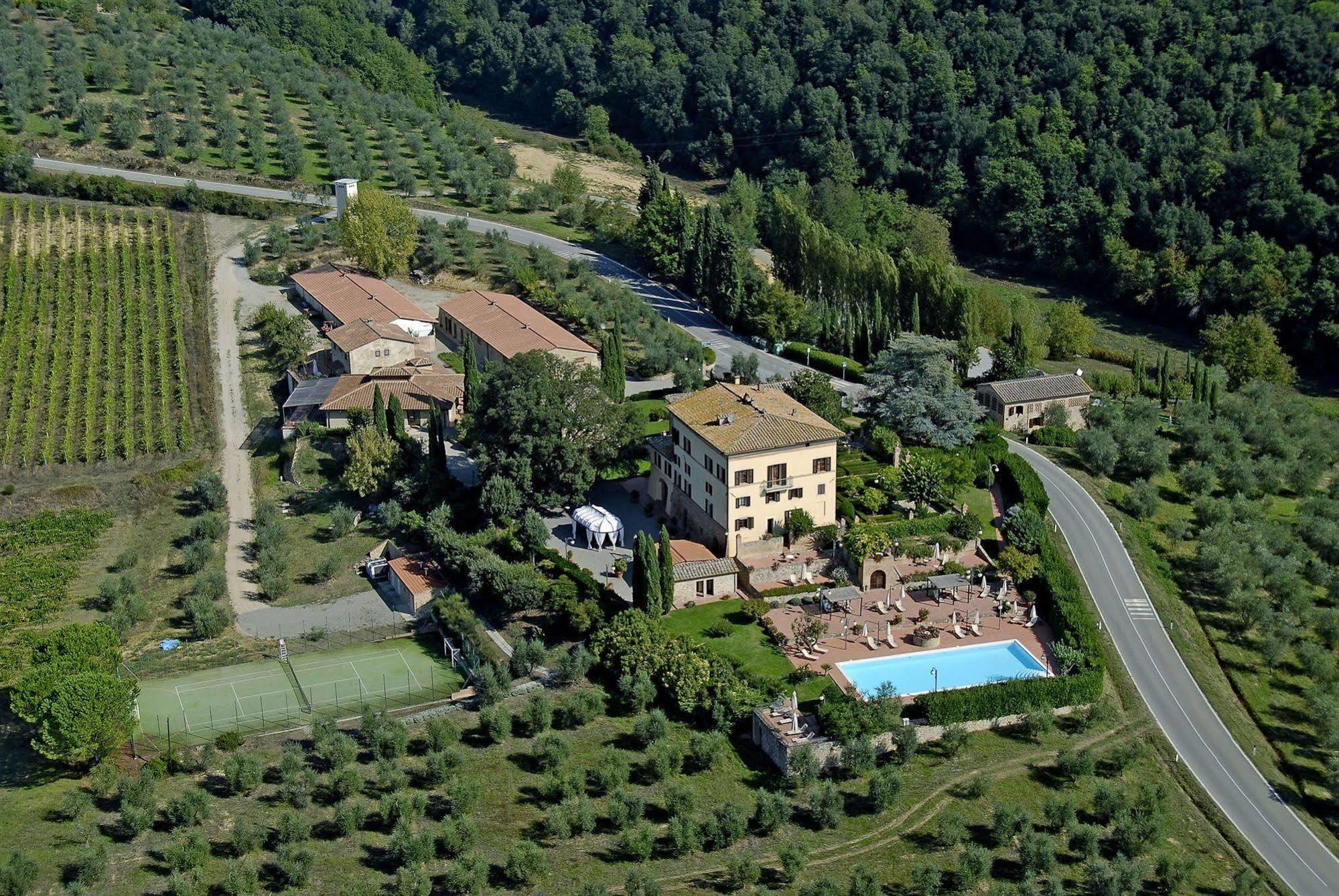 Villa Curina Resort Castelnuovo Berardenga Exterior photo